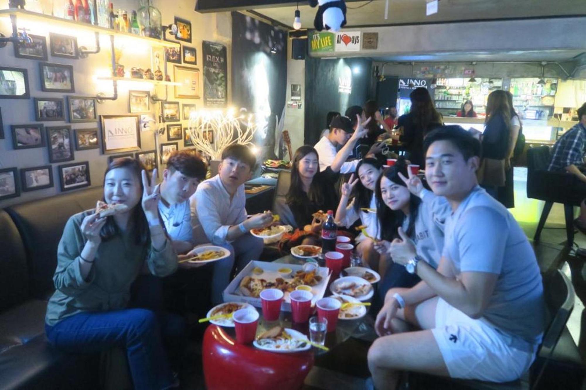 Inno Hostel & Pub Lounge Hongdae Seúl Exterior foto