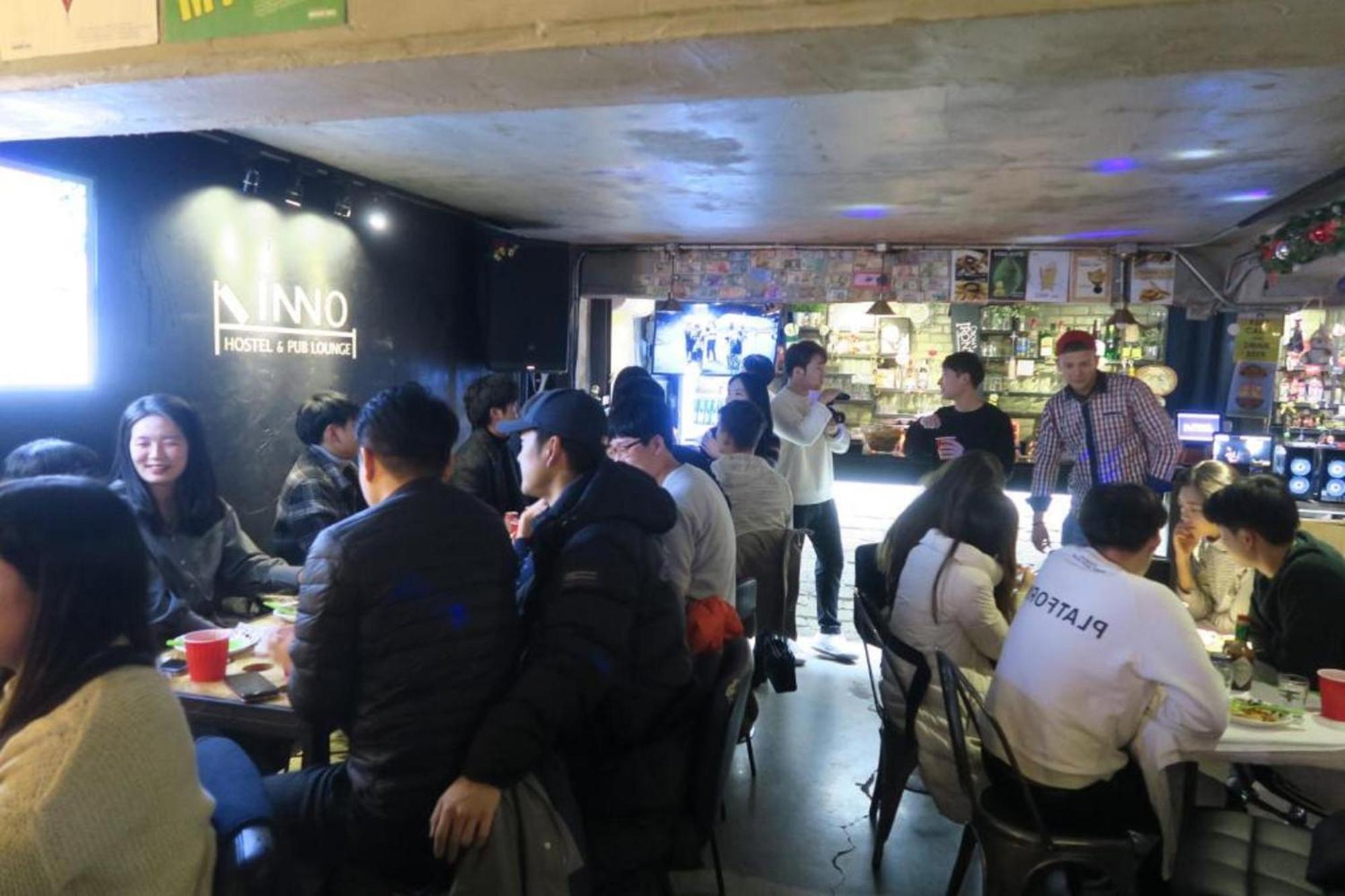 Inno Hostel & Pub Lounge Hongdae Seúl Exterior foto